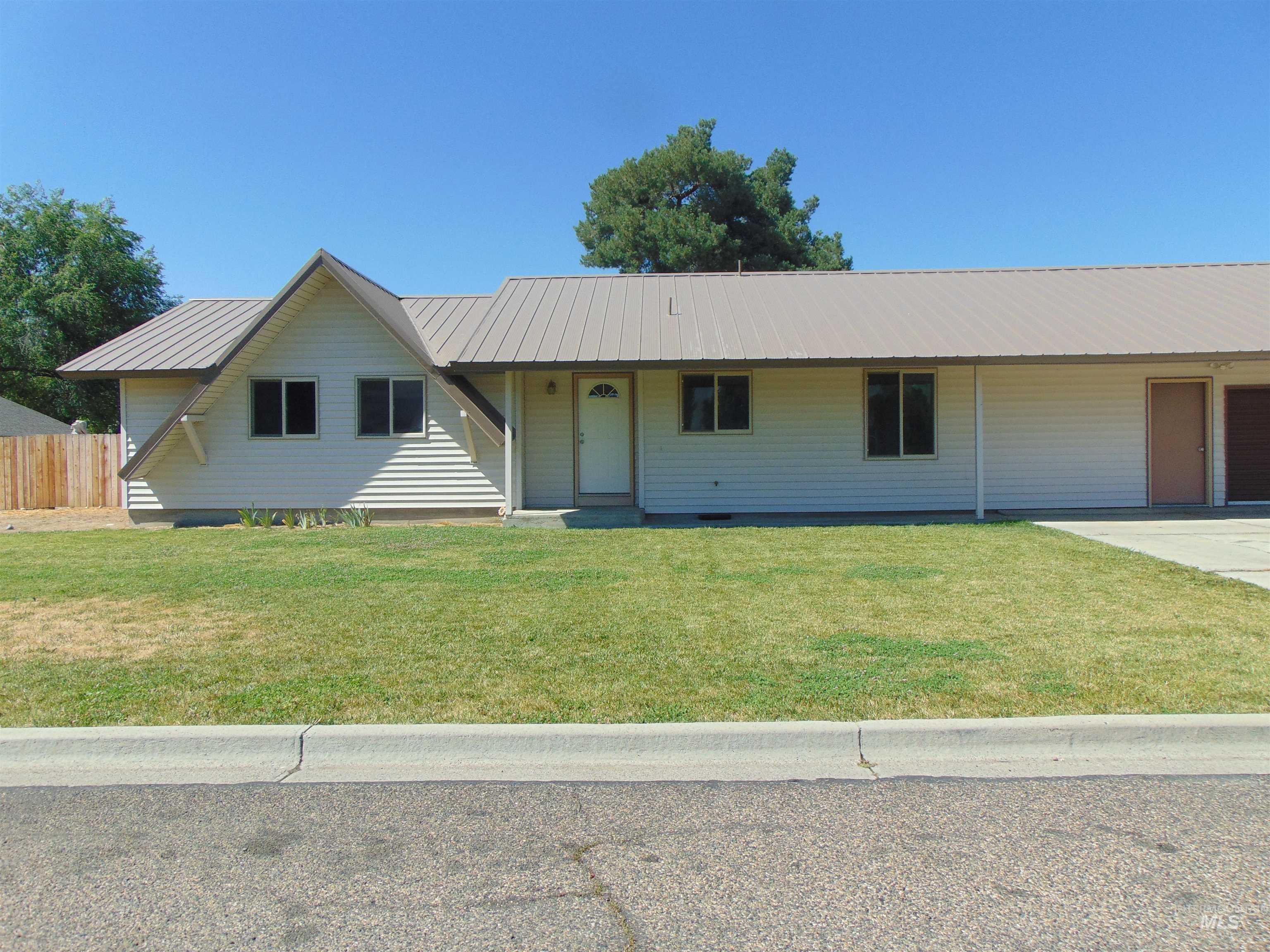 1113 SW 14th Ave., Ontario OR 97914