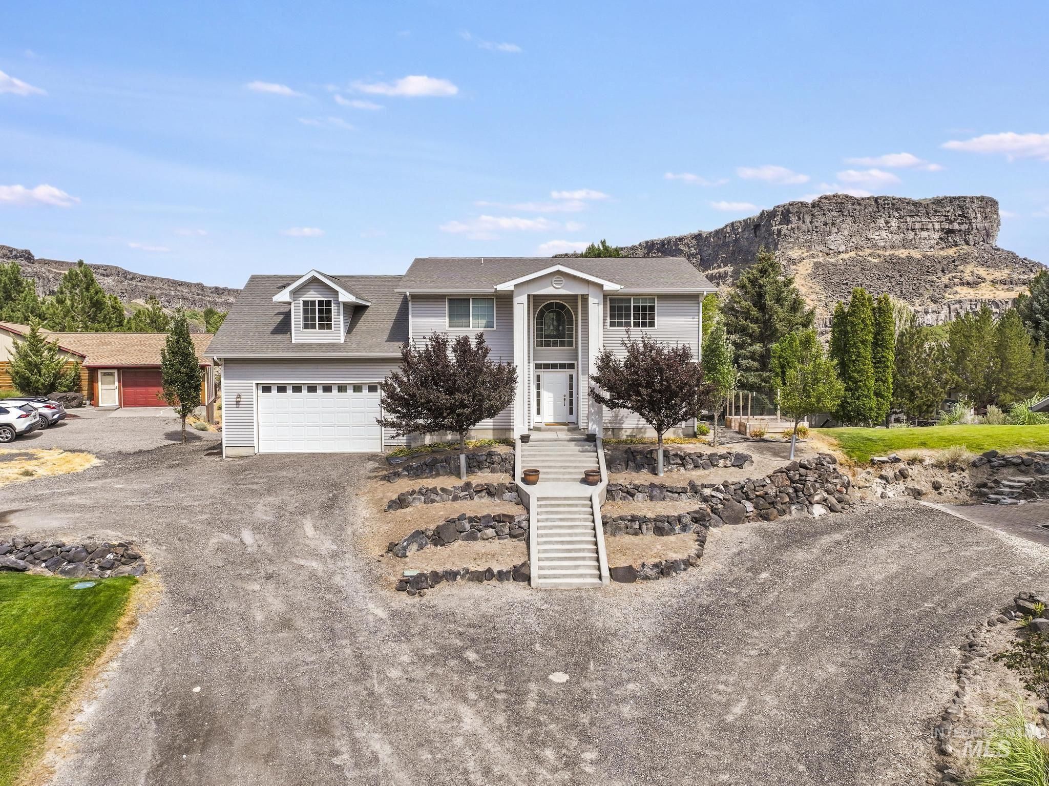 726 Falls View Dr, Twin Falls ID 83301