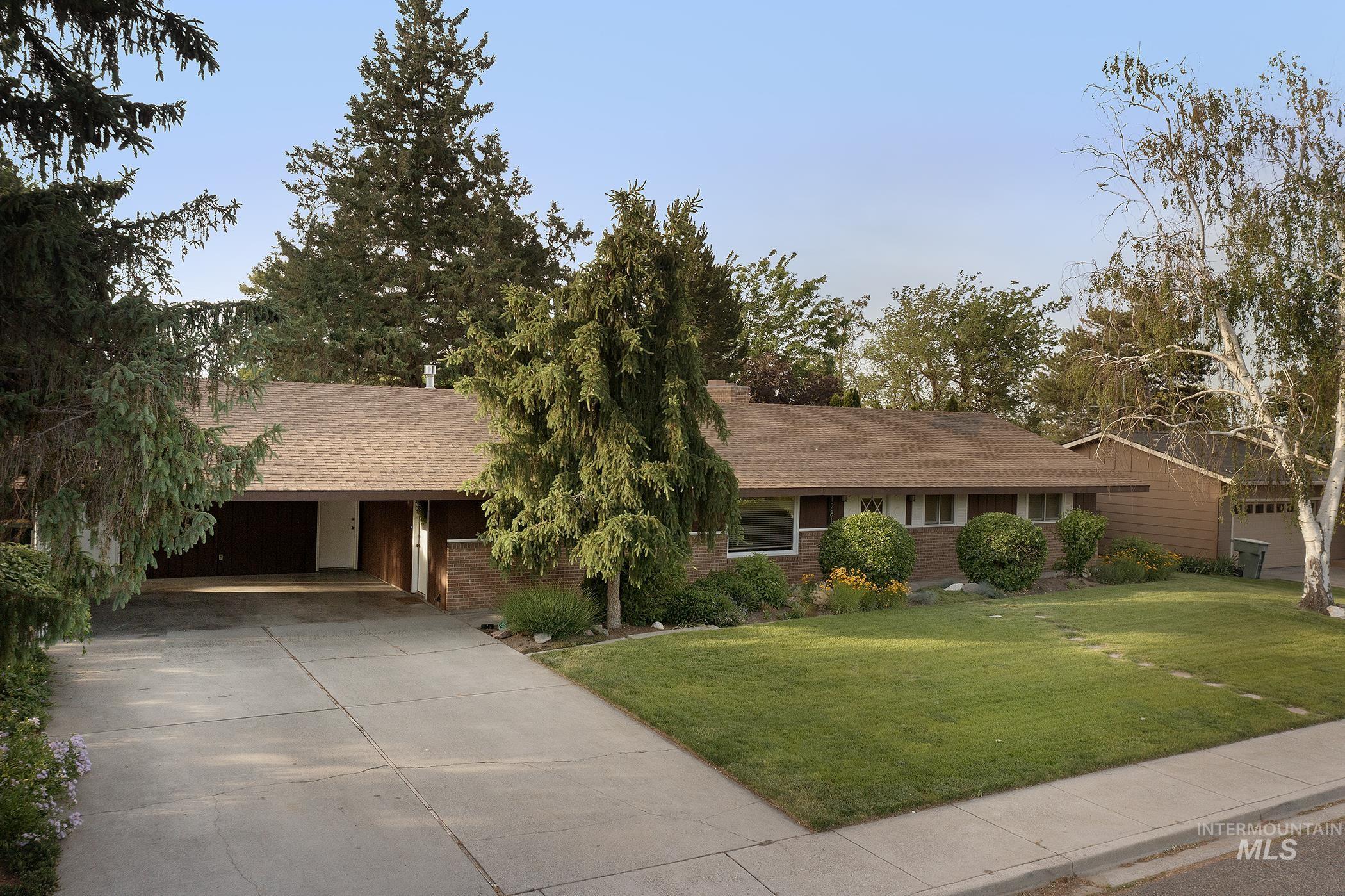 1281 Moore Way, Ontario OR 97914
