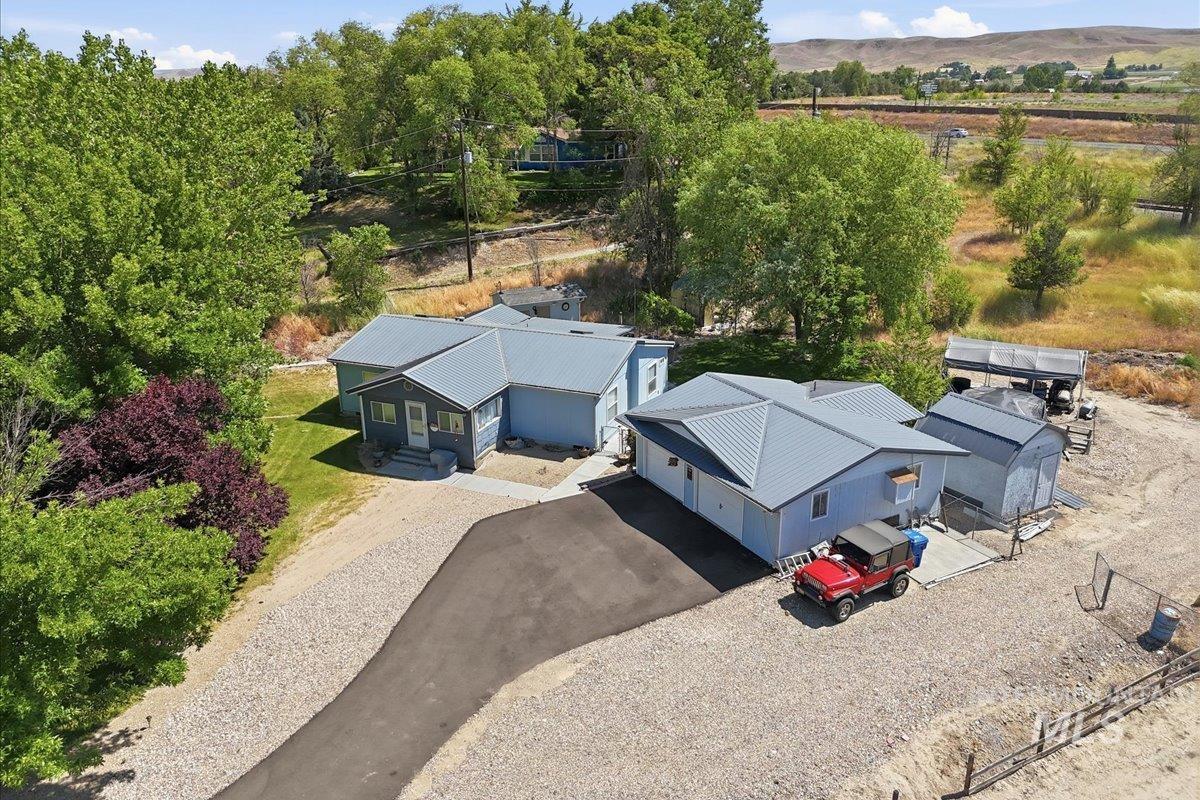 10762 N River Road, Payette ID 83661