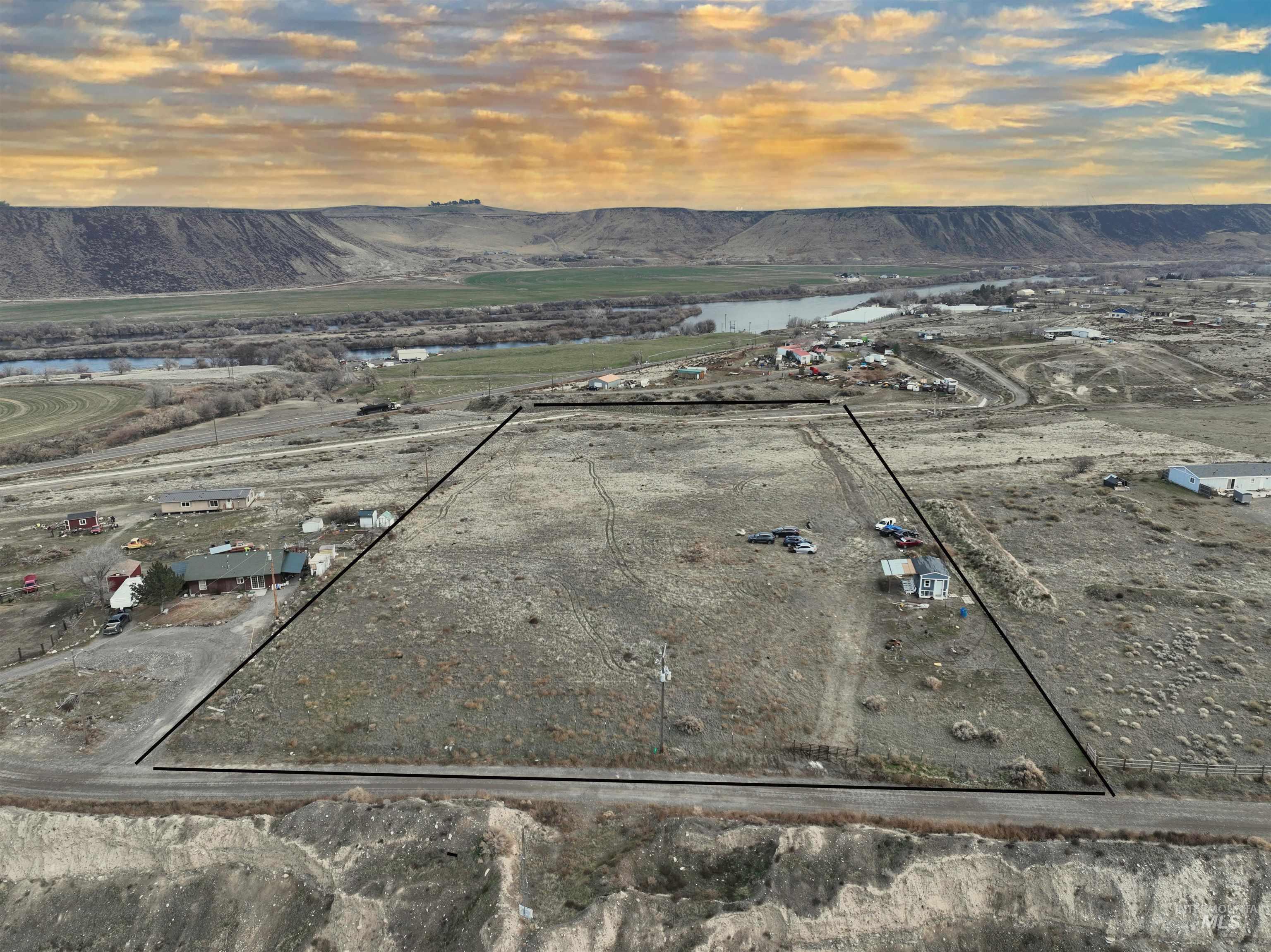 9494 Sleepy Hollow, Melba ID 83641