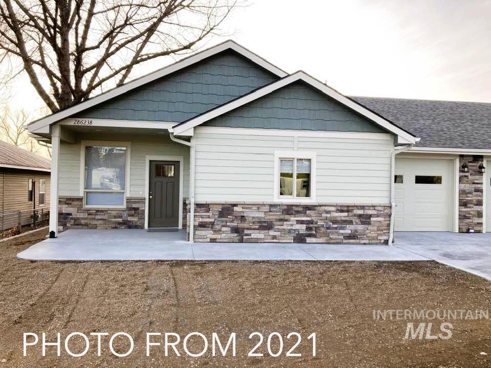 28623 S Benham Avenue, Bruneau ID 83604