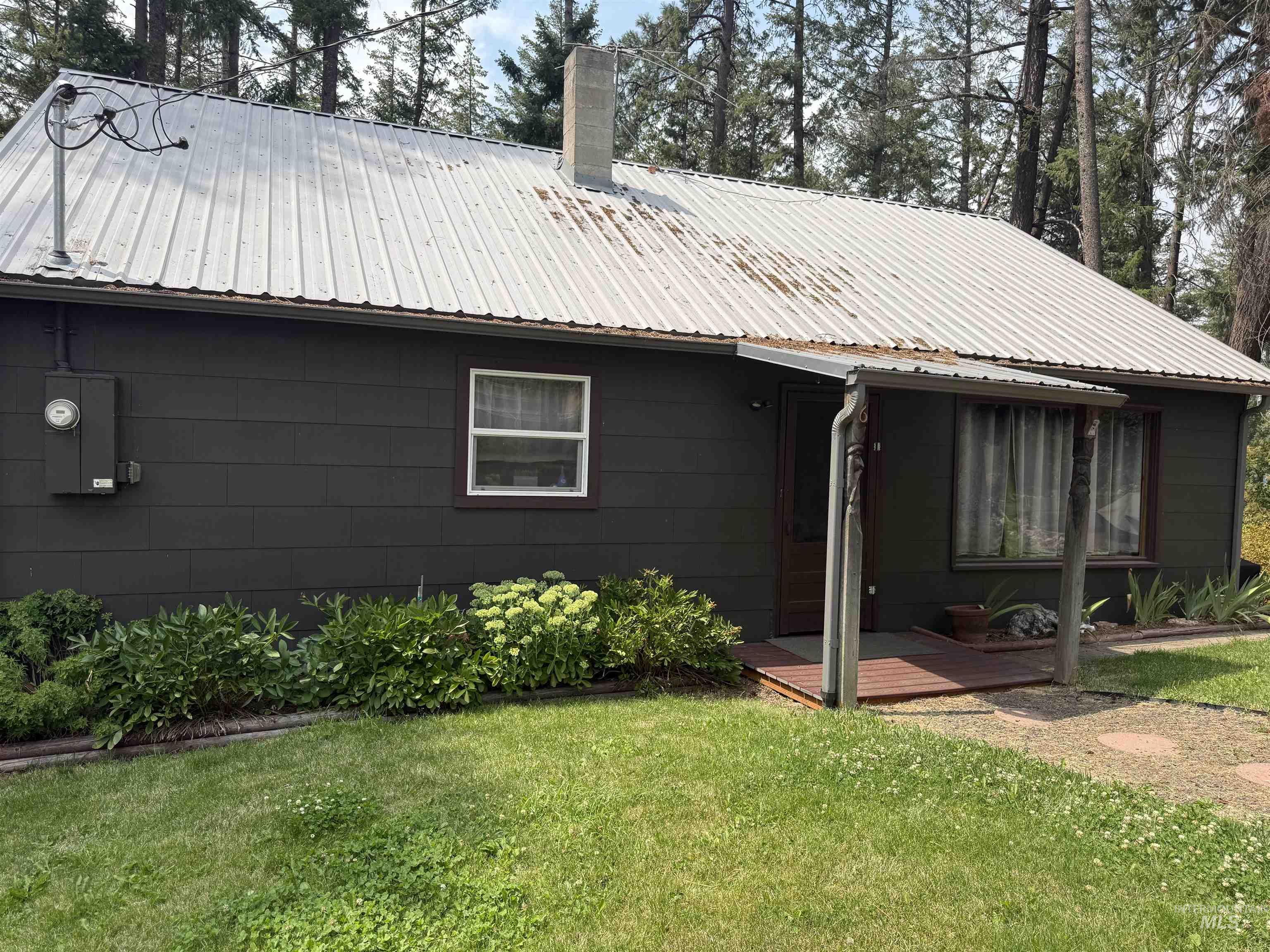 96 Rocky Point Upper Rd., Plummer ID 83851