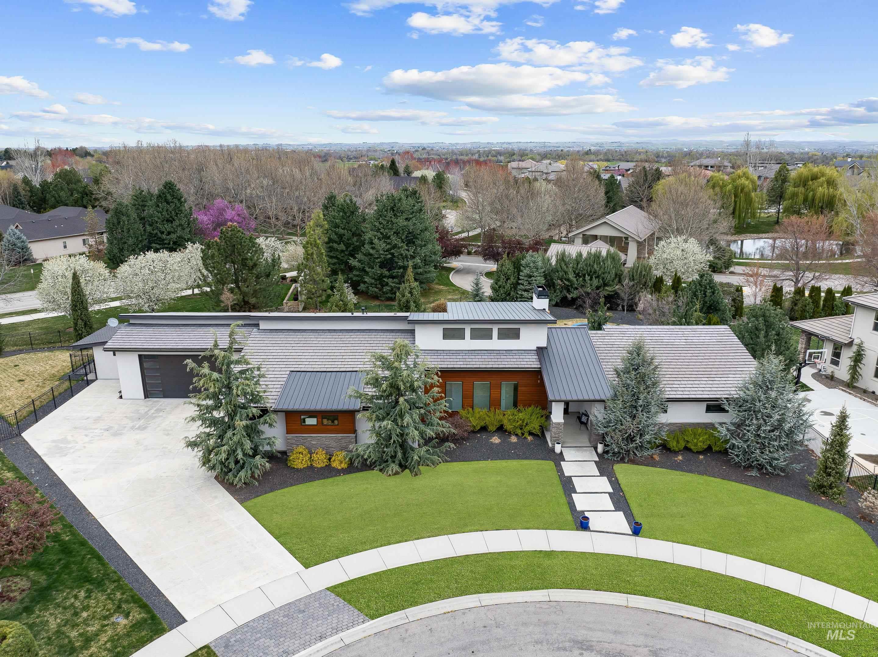 3672 W Red Jade Ct, Meridian ID 83646