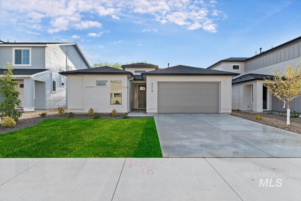 881 S Contusion Ave., Nampa ID 83687