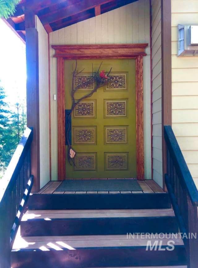 1021 NW Smokey Bear Ln, Kendrick ID 83537