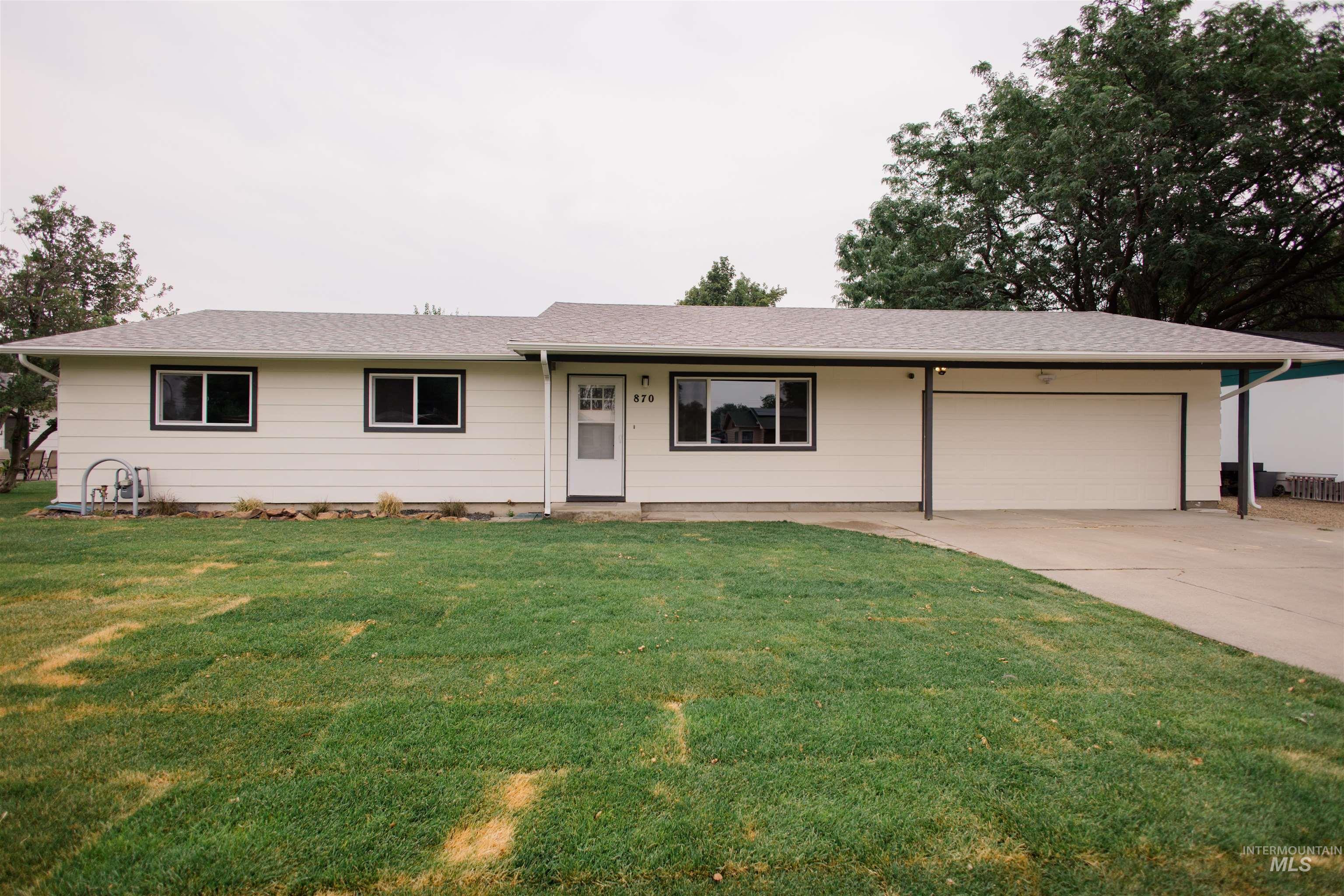 870 N 10th E, Mountain Home ID 83647