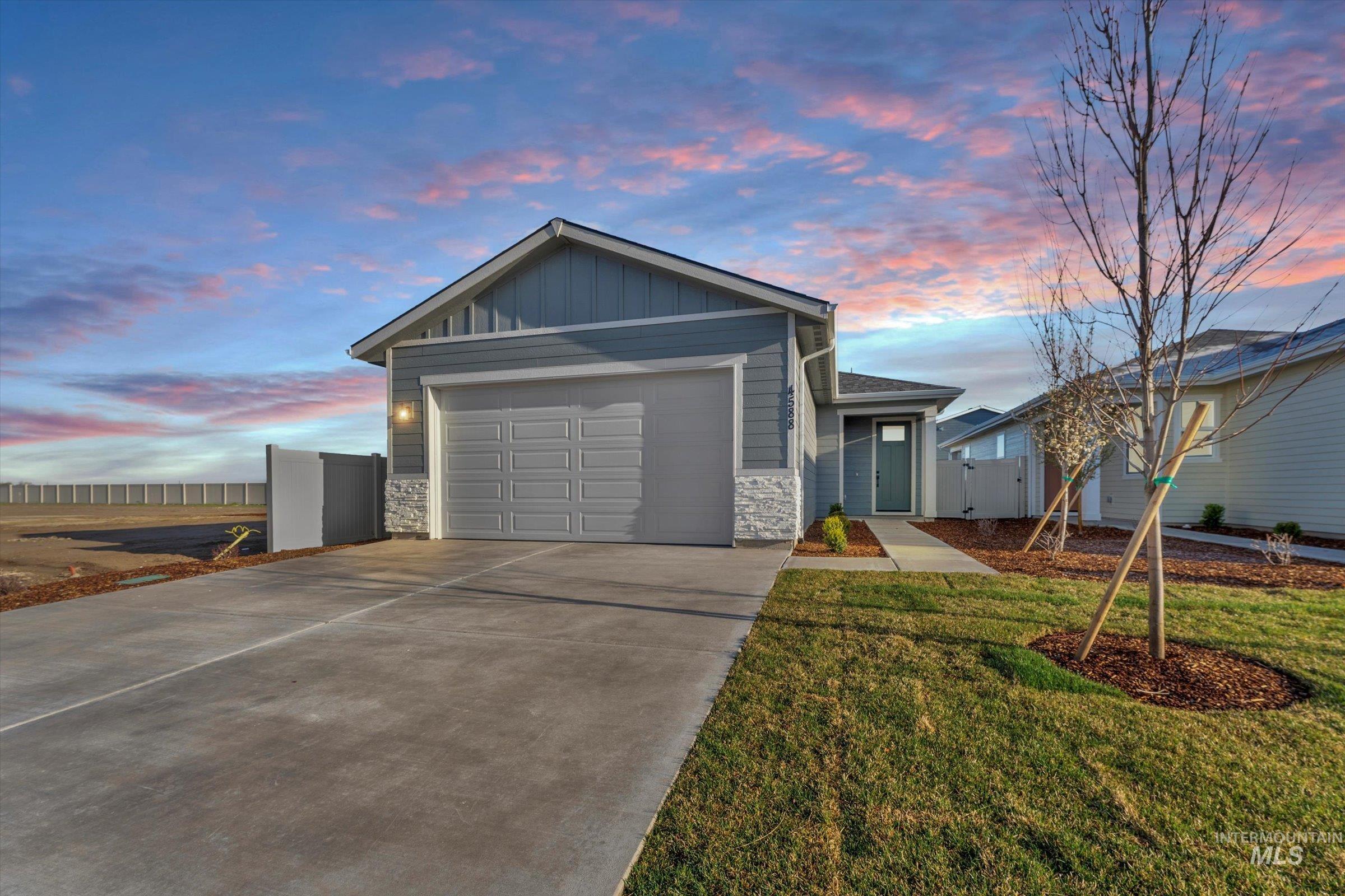 4496 W Quarterhorse Dr, Meridian ID 83642