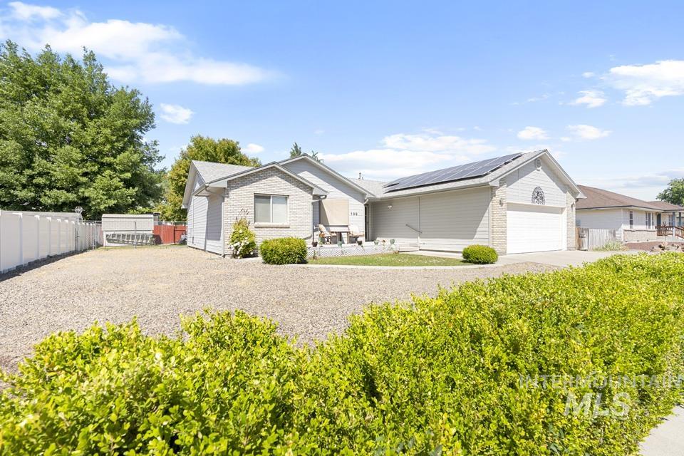 139 Hill St., Ontario OR 97914