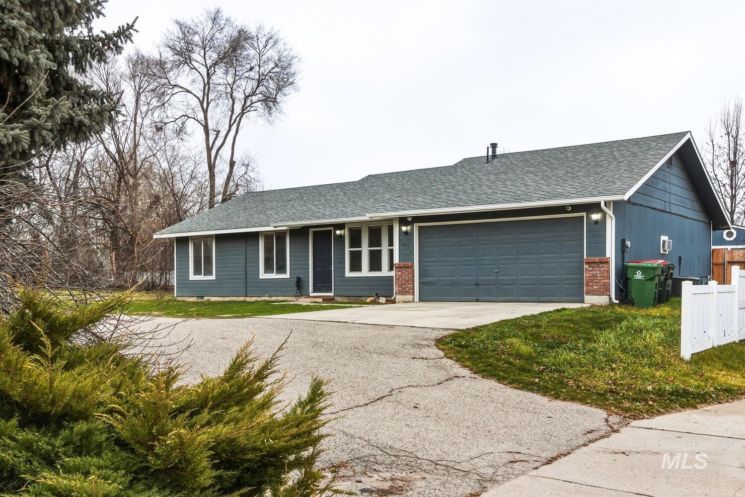1052 NW 5th Ave, Meridian ID 83642