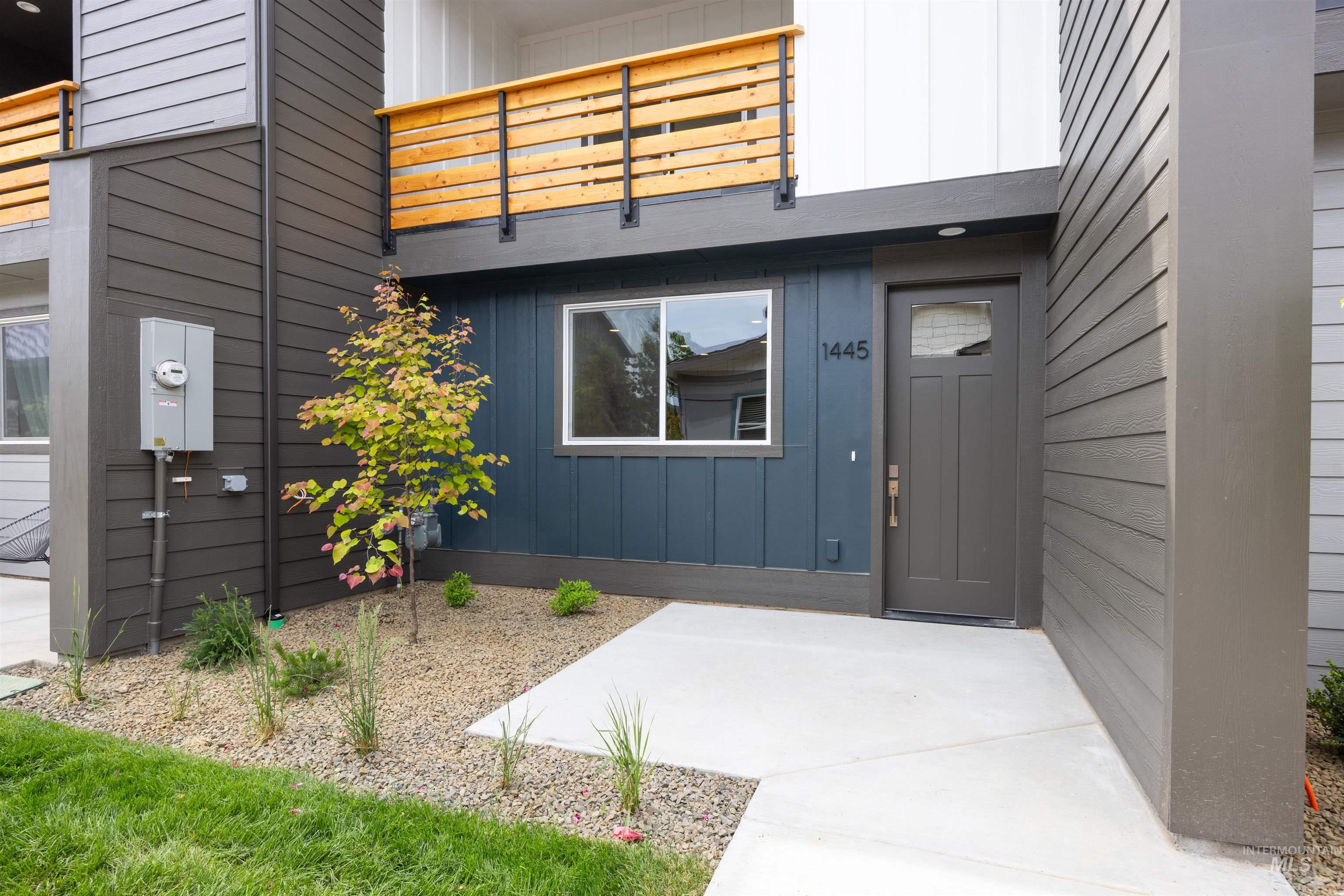 1420 N Cole Cottage Lane, Boise ID 83704