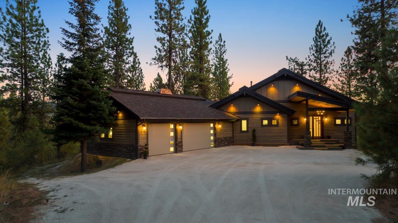 17 Madelyn Ct, Garden Valley ID 83622