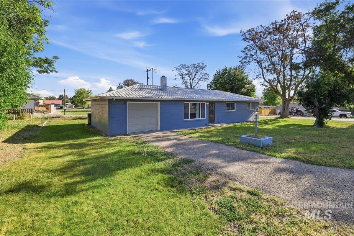 404 Motzko St, Marsing ID 83639