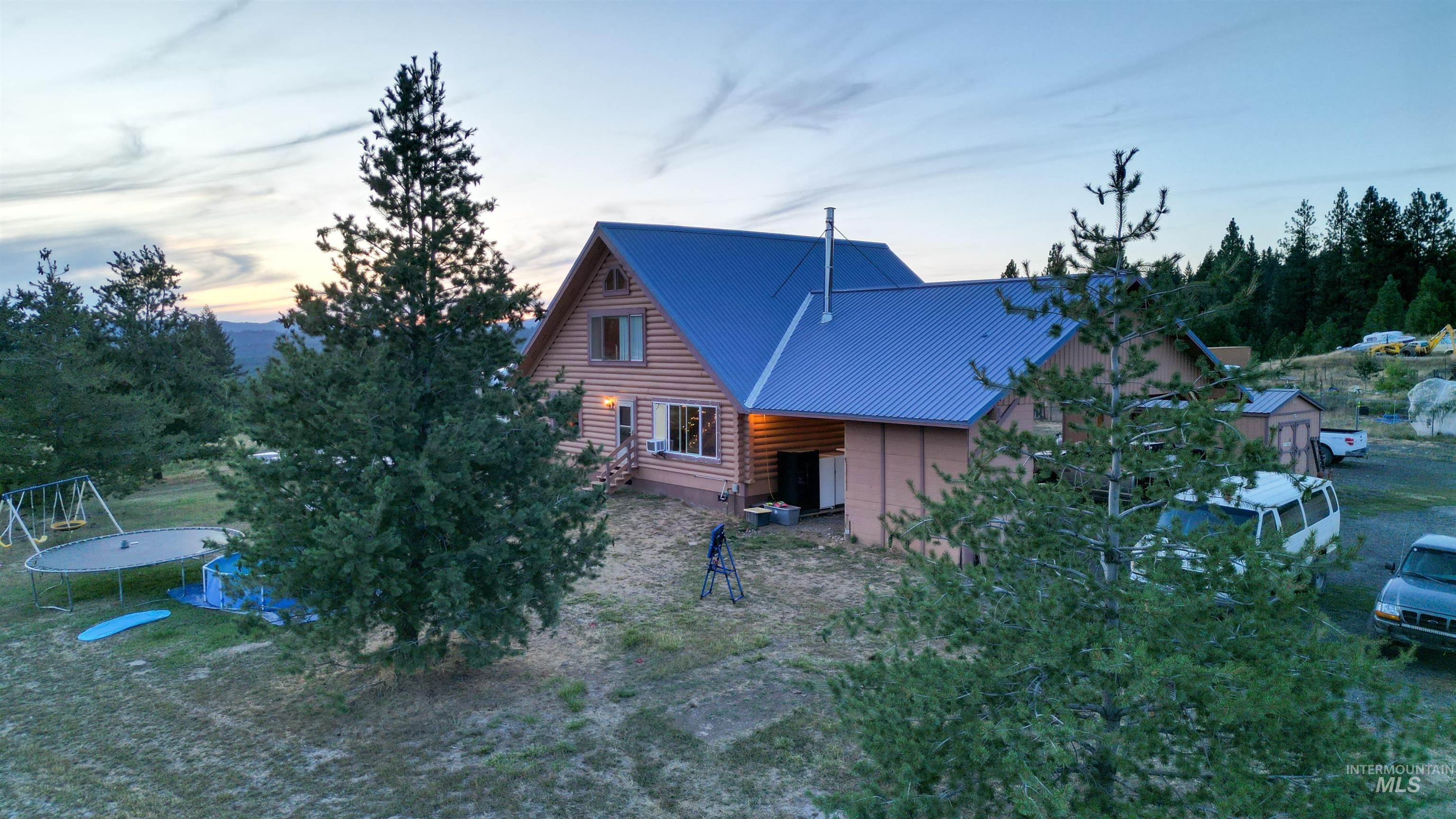 1321 Gold Hill Rd, Princeton ID 83857