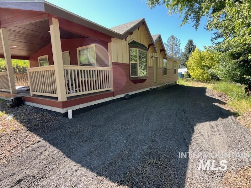 420 W Kirby Street, Peck ID 83545