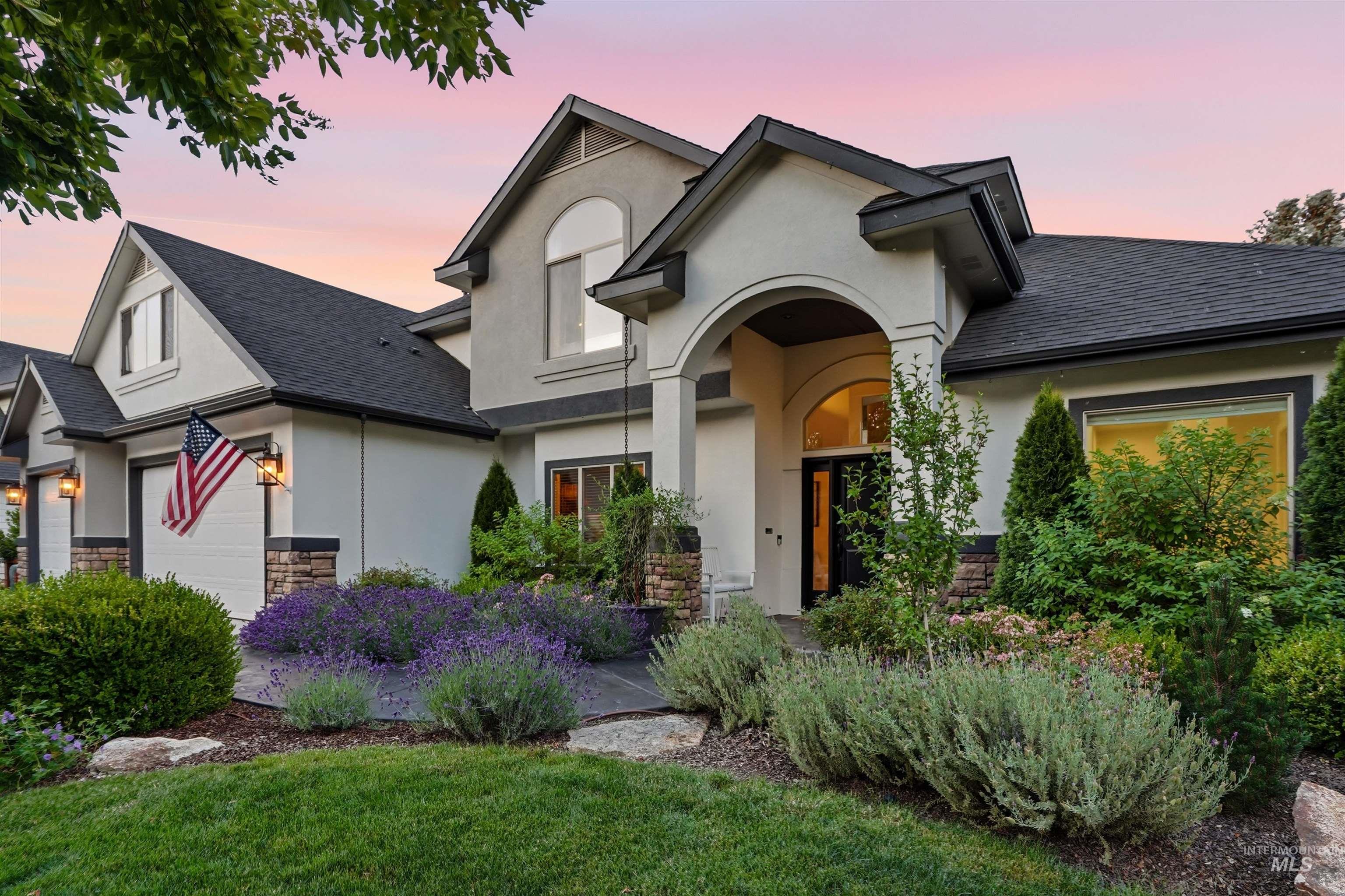 1100 S Arbor Island Way, Eagle ID 83616