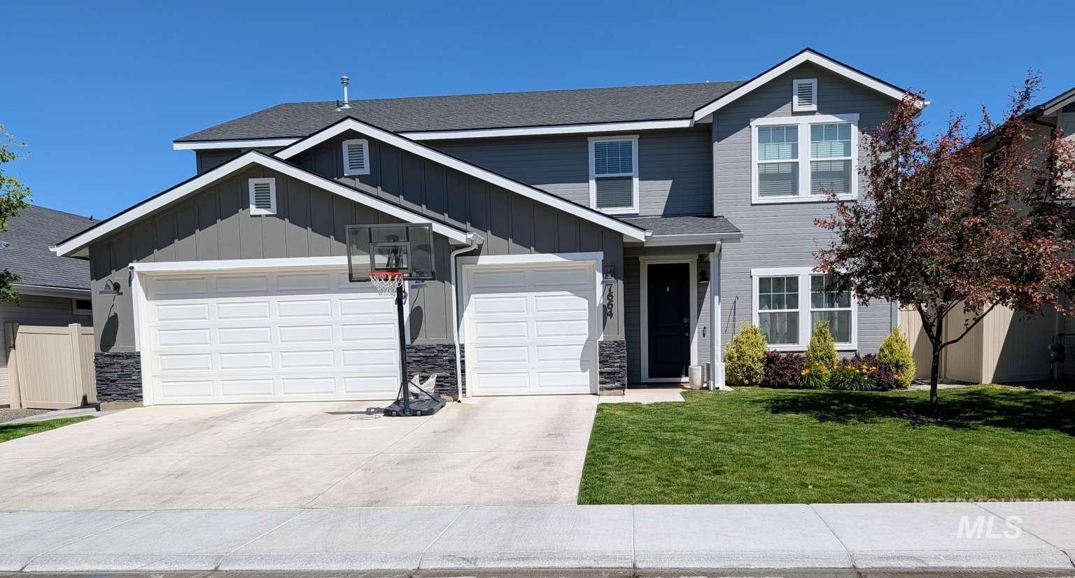 7664 E Lafayette St, Nampa ID 83687
