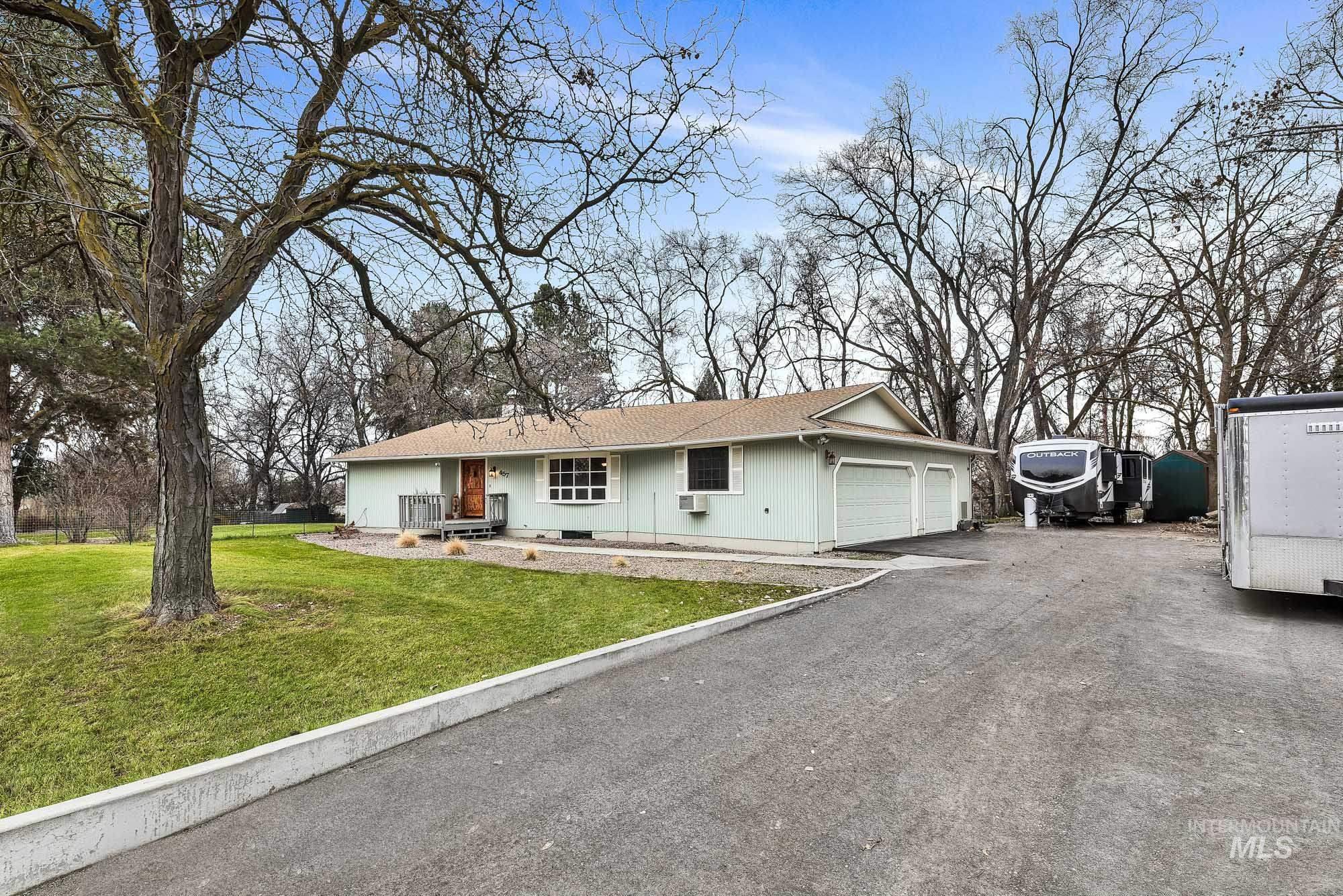 457 E Beacon Light Rd, Eagle ID 83616