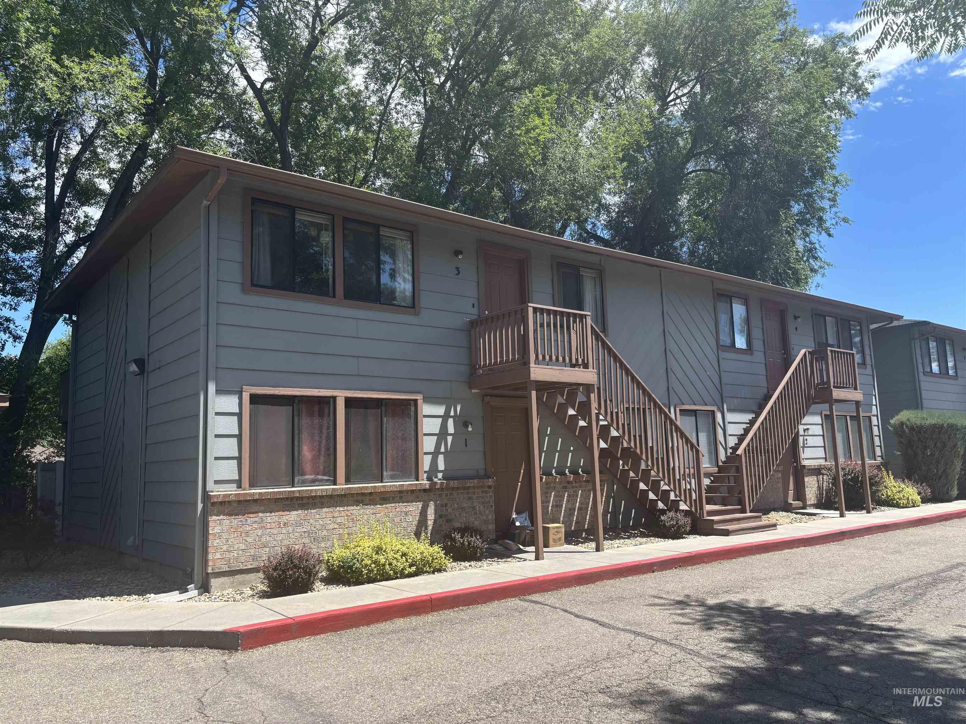 3695-3703 W Morris Hill Road, Boise ID 83706