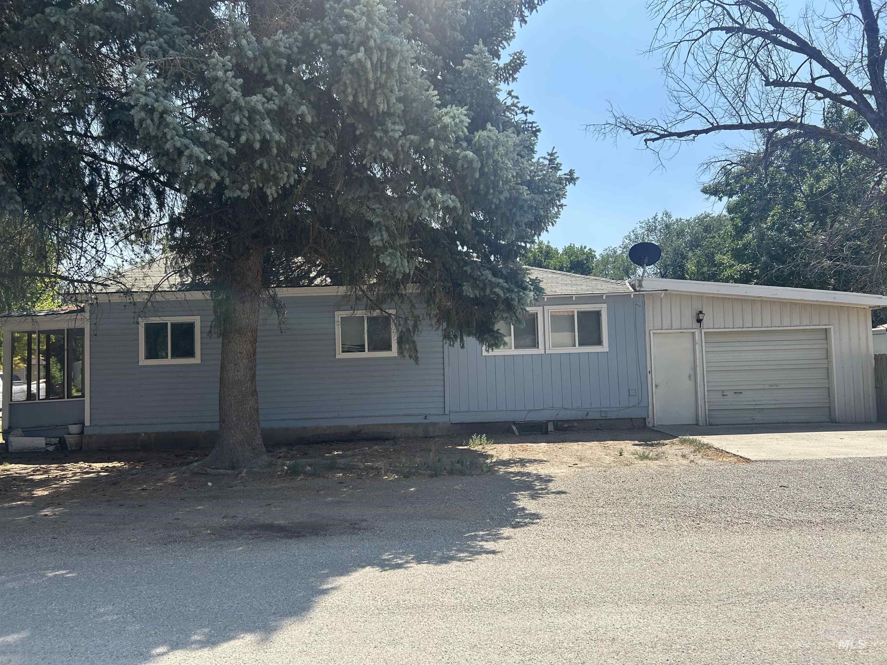 423 N Cherry, Shoshone ID 83352