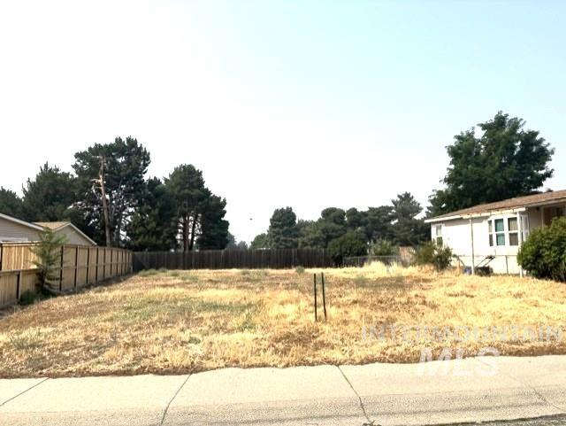 5723 E Mineral Dr, Boise ID 83716