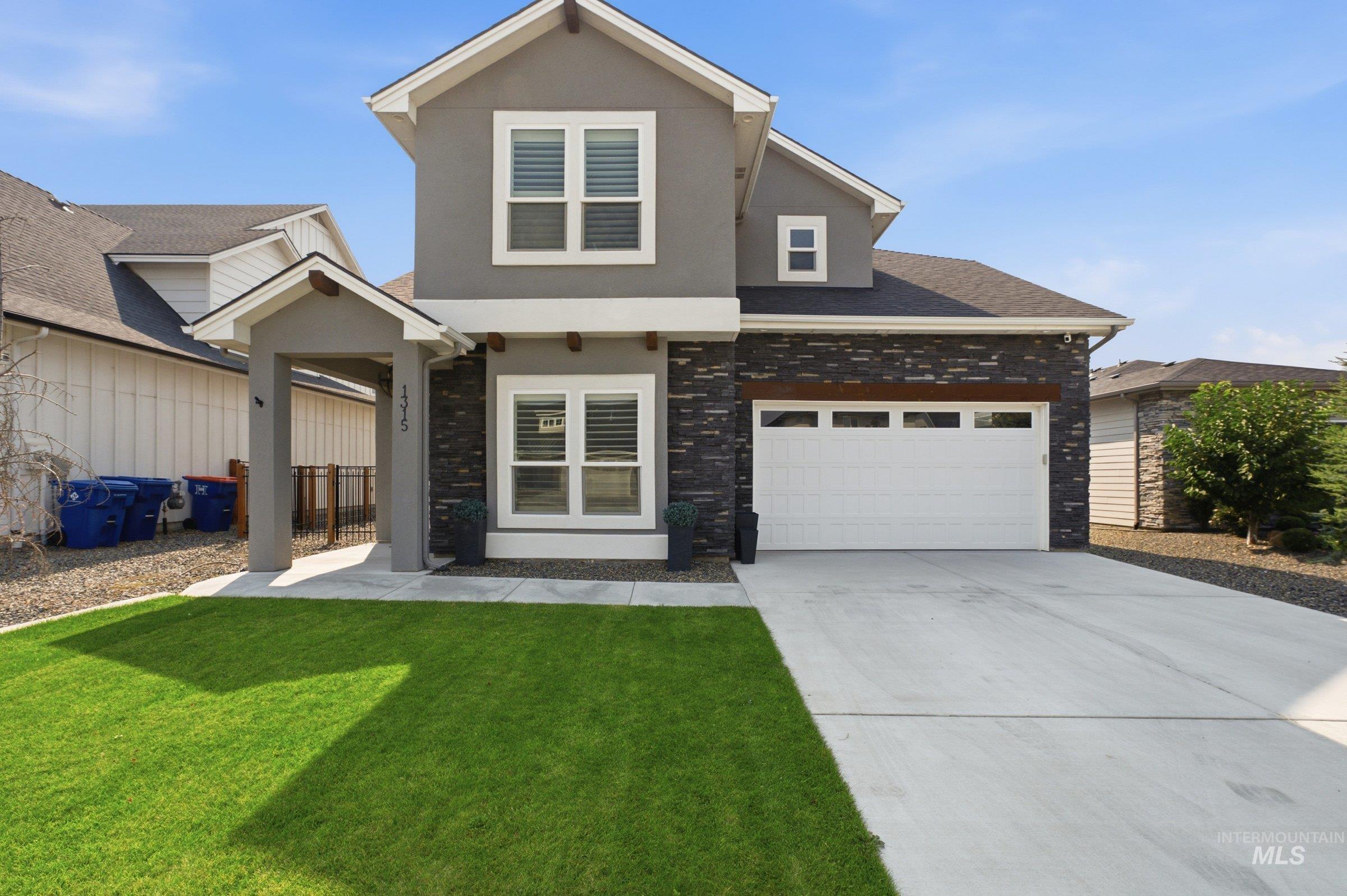 1315 N Big Star Place, Eagle ID 83616