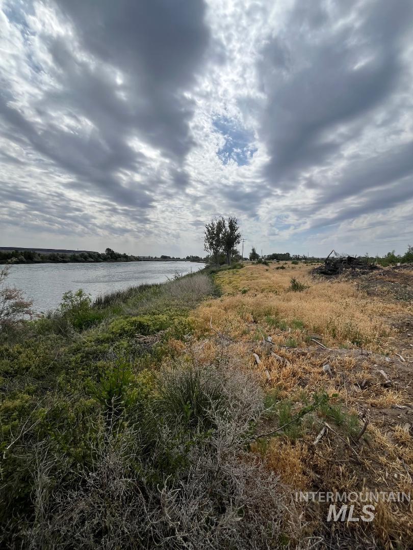 25798 River Road, Grand View ID 83624