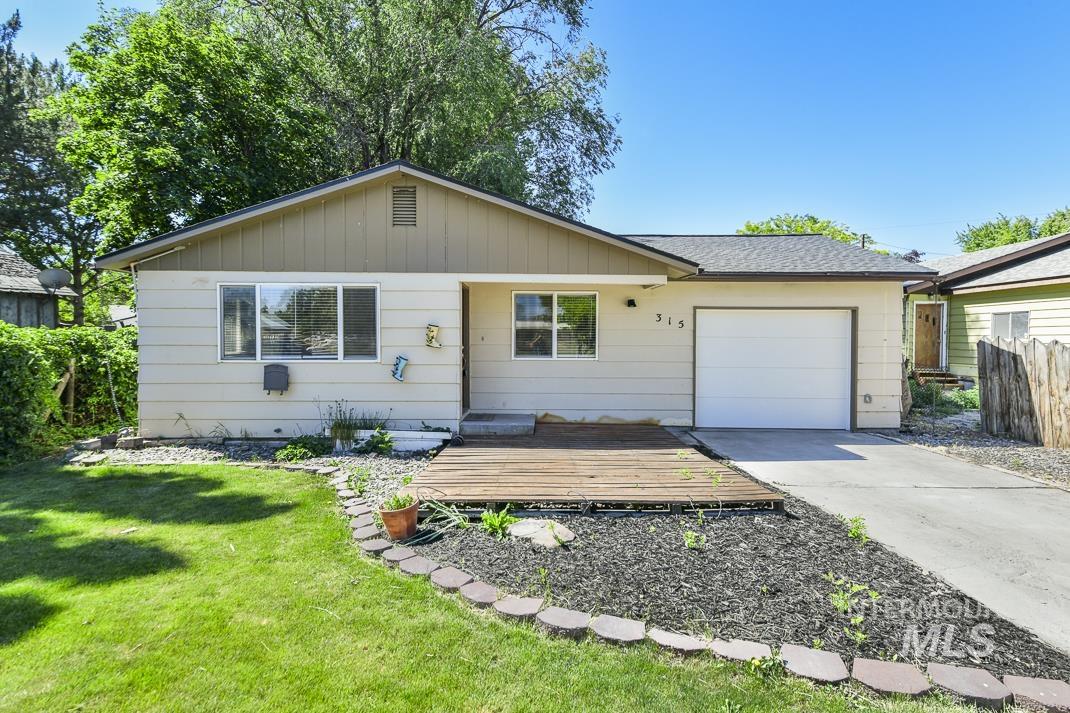 315 W Washington, Homedale ID 83628