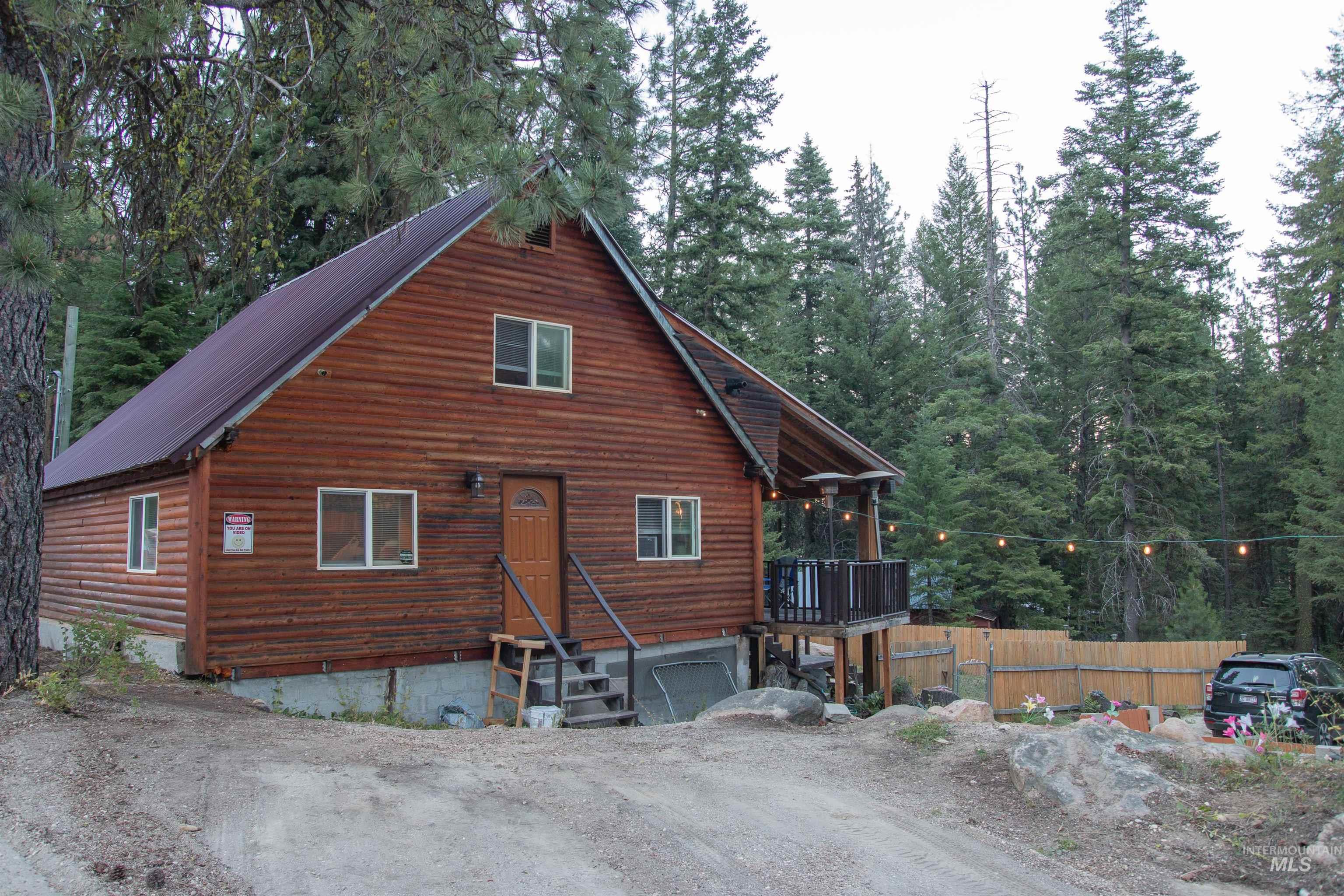 598 West Mountain Road, Cascade ID 83611