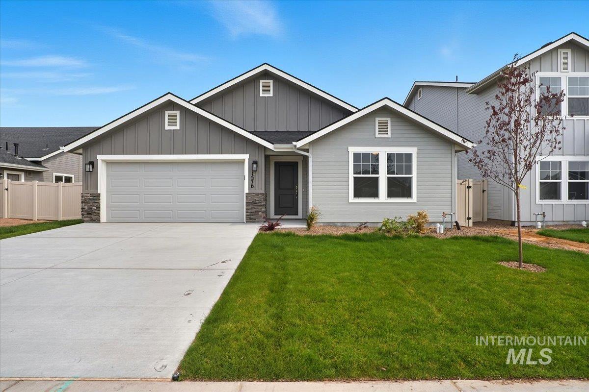 7597 E Dixon St, Nampa ID 83686