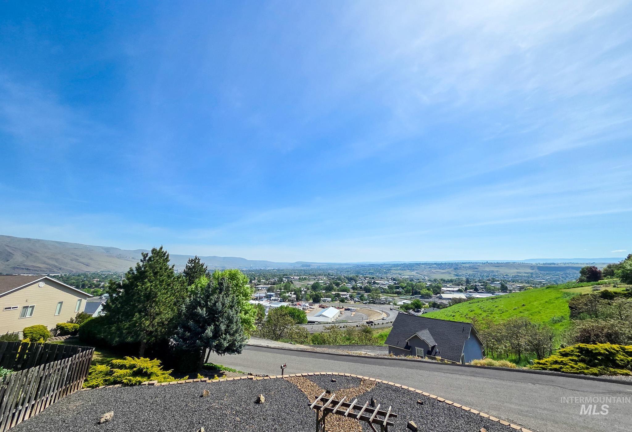 1808 Valleyview, Clarkston WA 99403