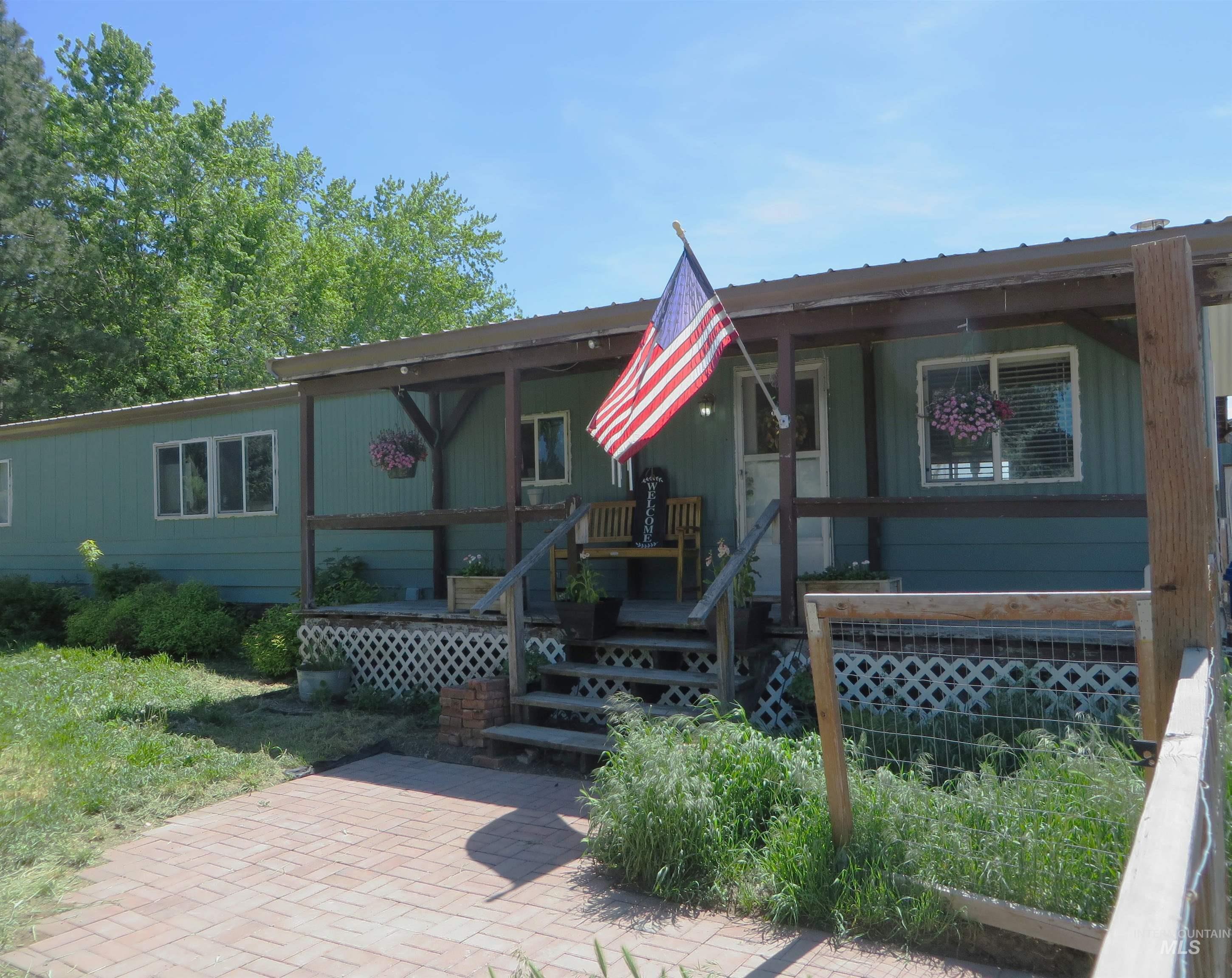 937 Indianhead Road, Weiser ID 83672
