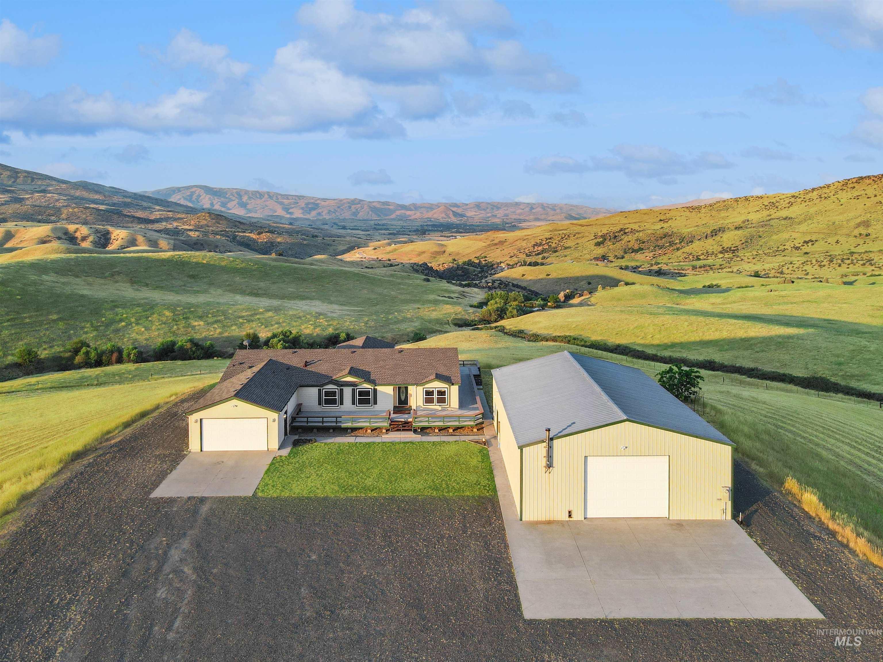 11375 Timber Butte Rd, Sweet ID 83670