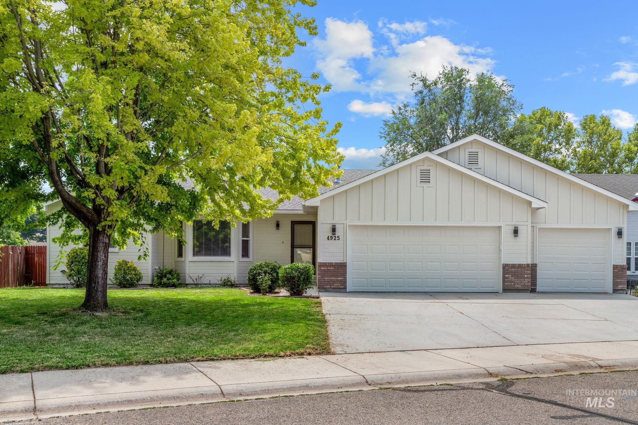 4925 W Tournament Dr, Meridian ID 83646