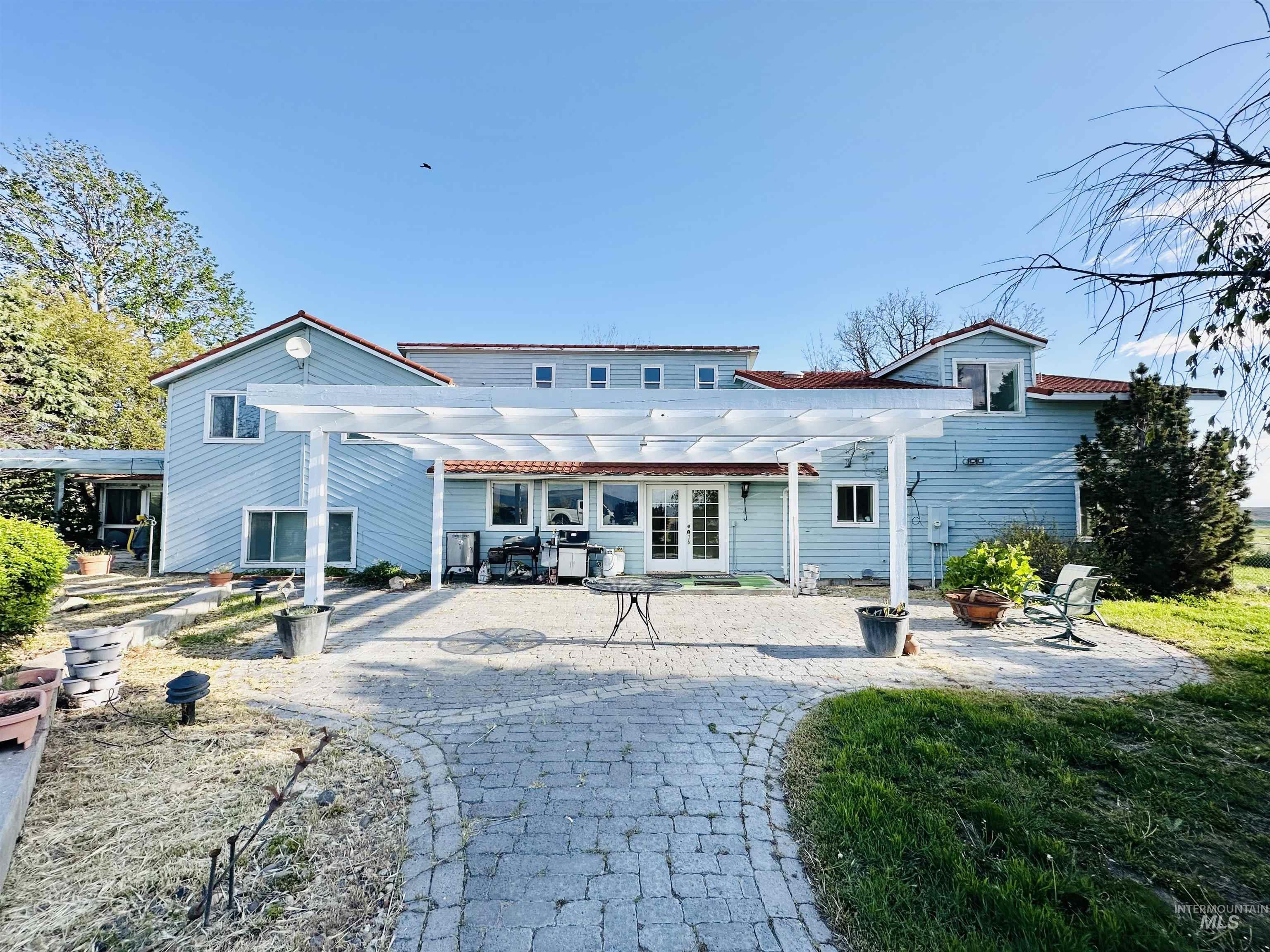 1049 Grand Ave, Nyssa OR 97913