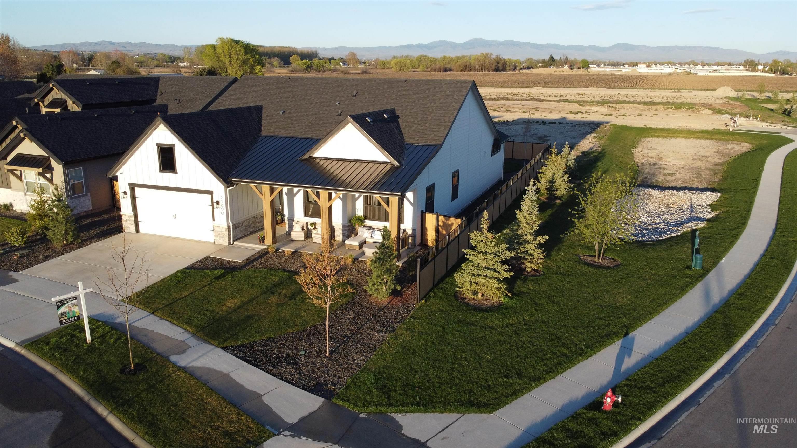 21890 Paint Ave, Star ID 83669