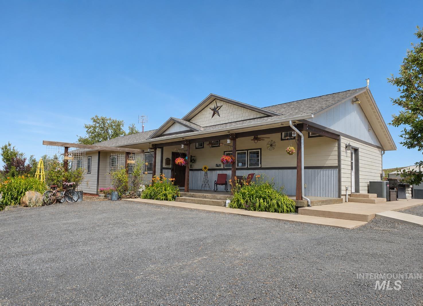1390 Sather Road, Genesee ID 83832