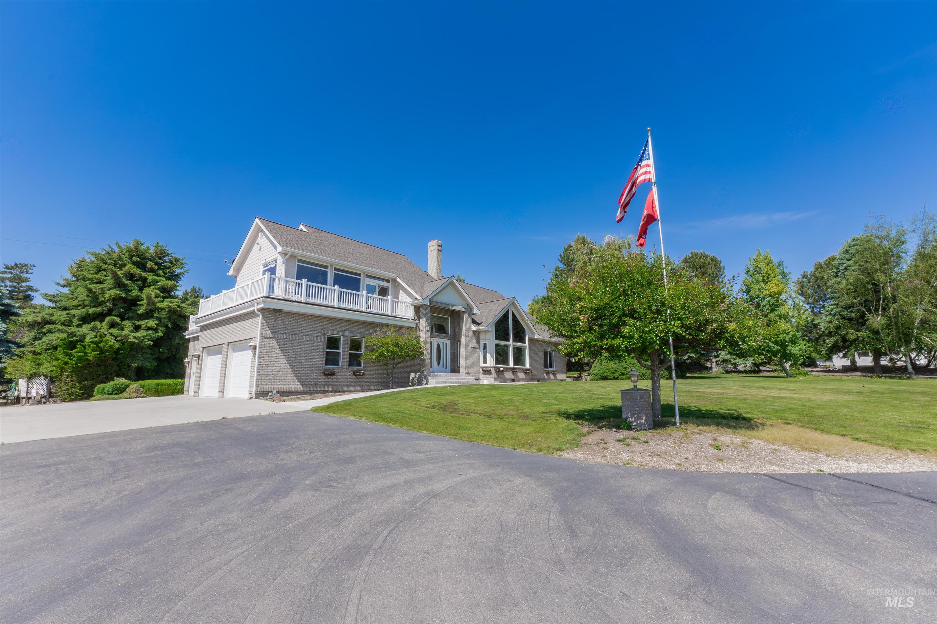 8864 Rim Rd, Nampa ID 83686