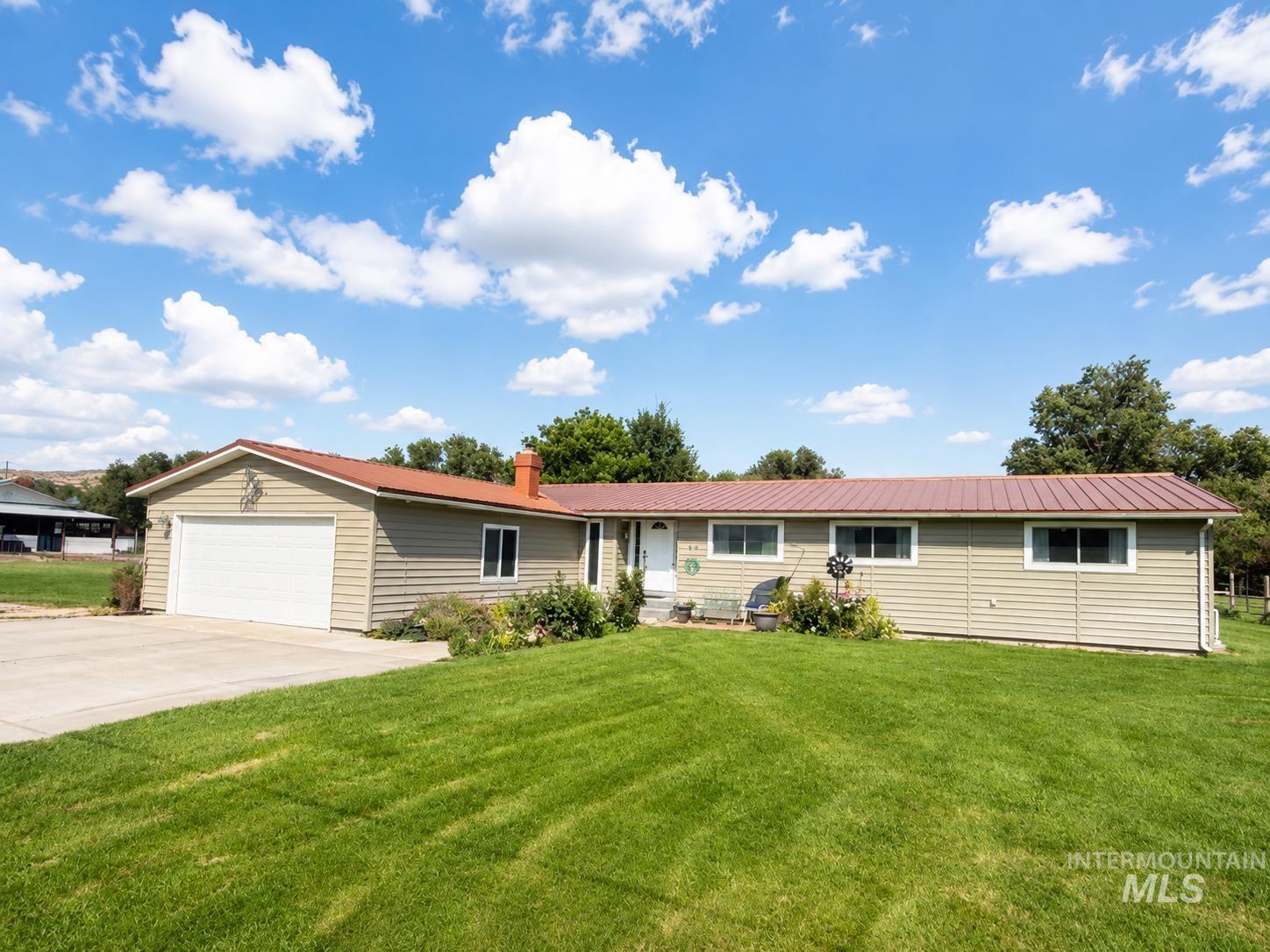 678 N Elmore Ave, Glenns Ferry ID 83623