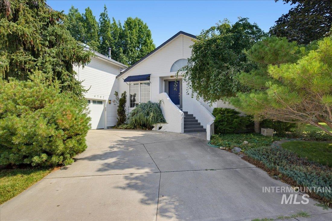4782 N Waterfront Way, Boise ID 83703