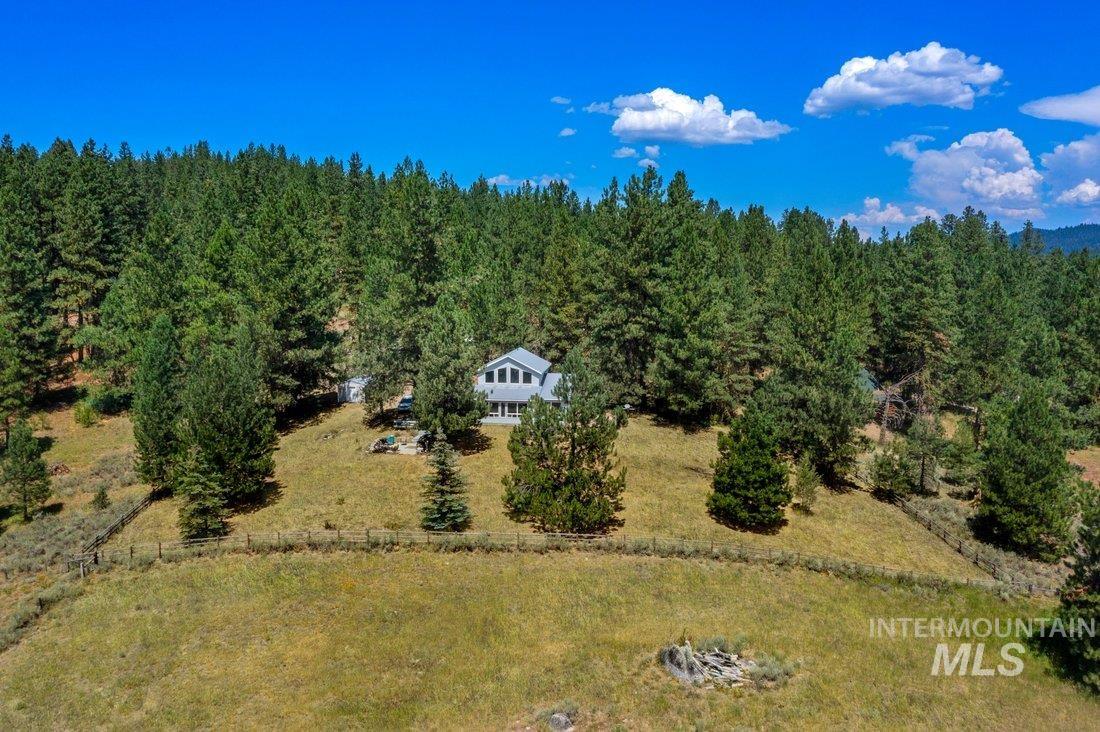 111 Ranch Cir, Cascade ID 83611