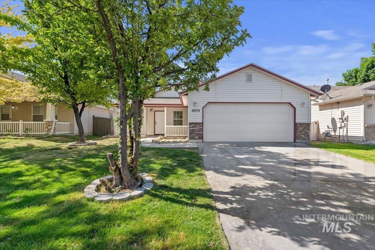 10773 Gossamer St, Nampa ID 83687
