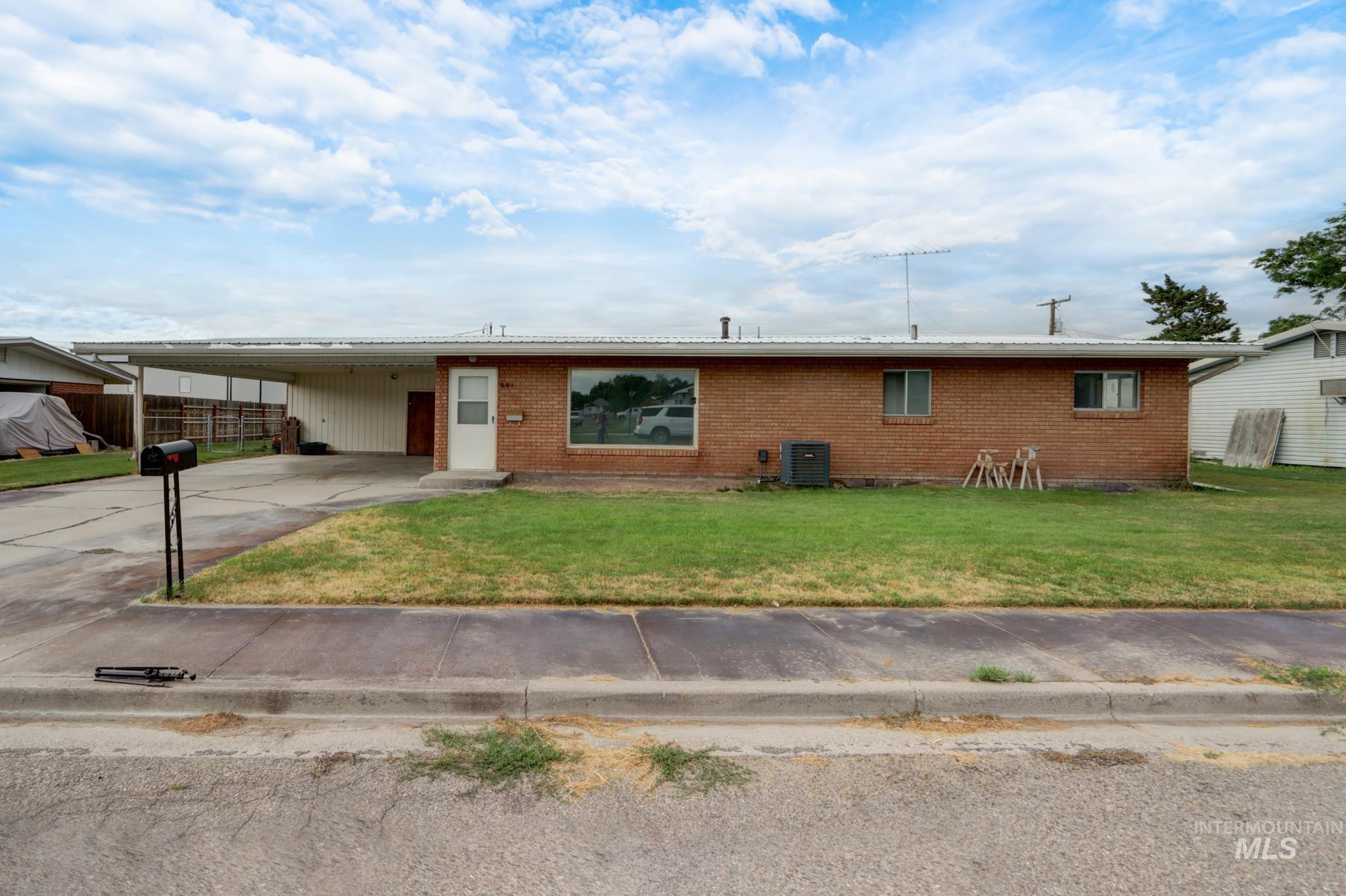 801 Thompson Avenue, Nyssa OR 97913