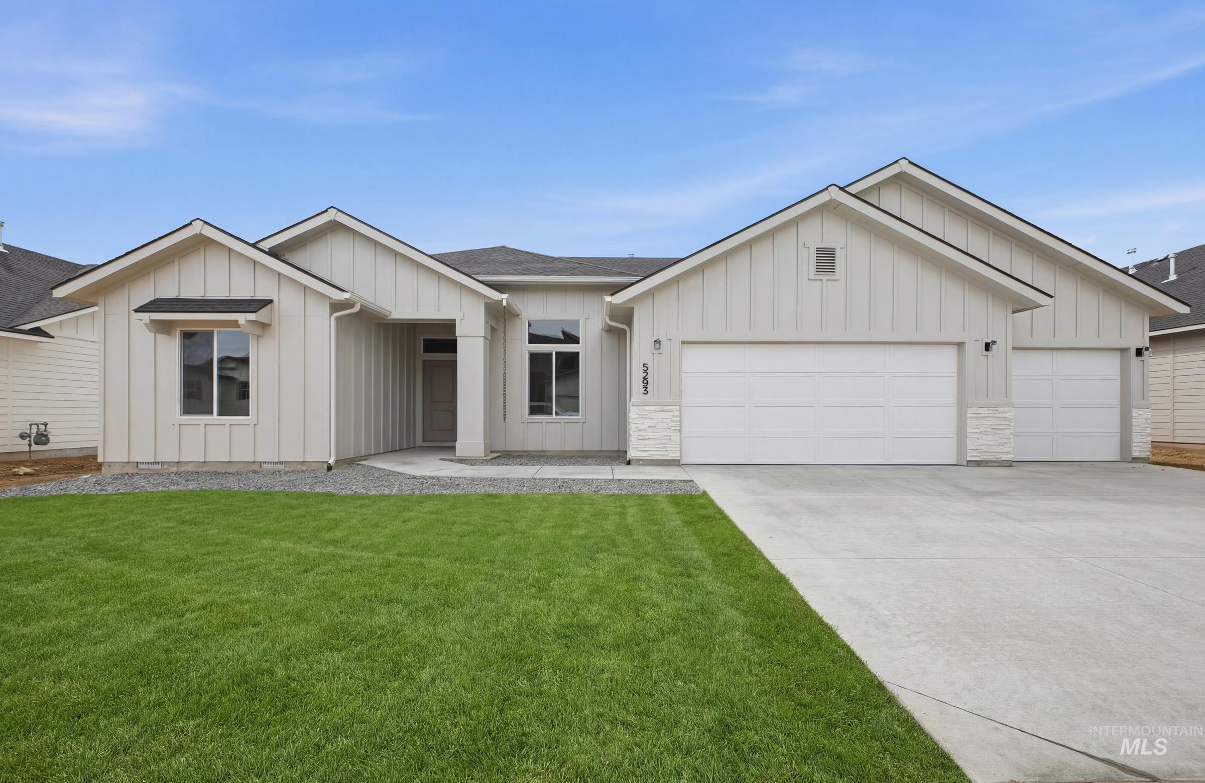 4595 S Amsterdam Ave, Nampa ID 83686