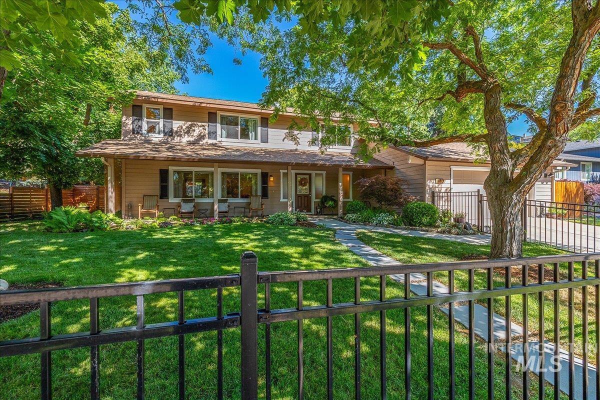 1740 E Ridgecrest Dr, Boise ID 83712