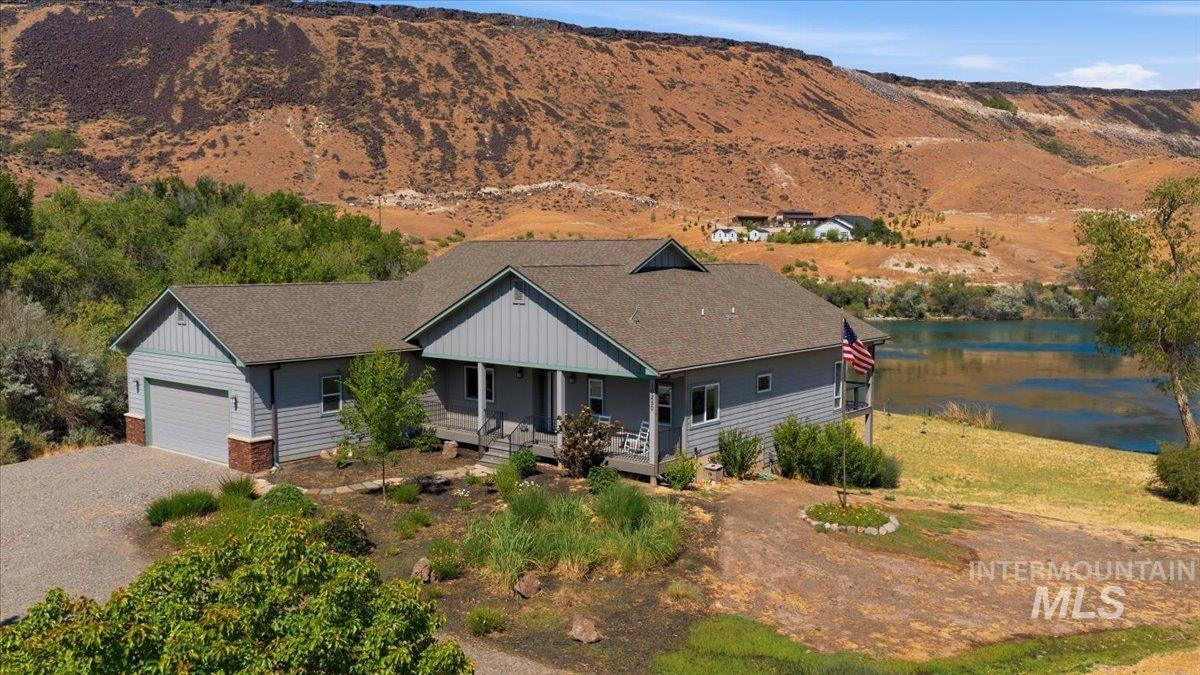 10250 Airpark Loop, Melba ID 83641