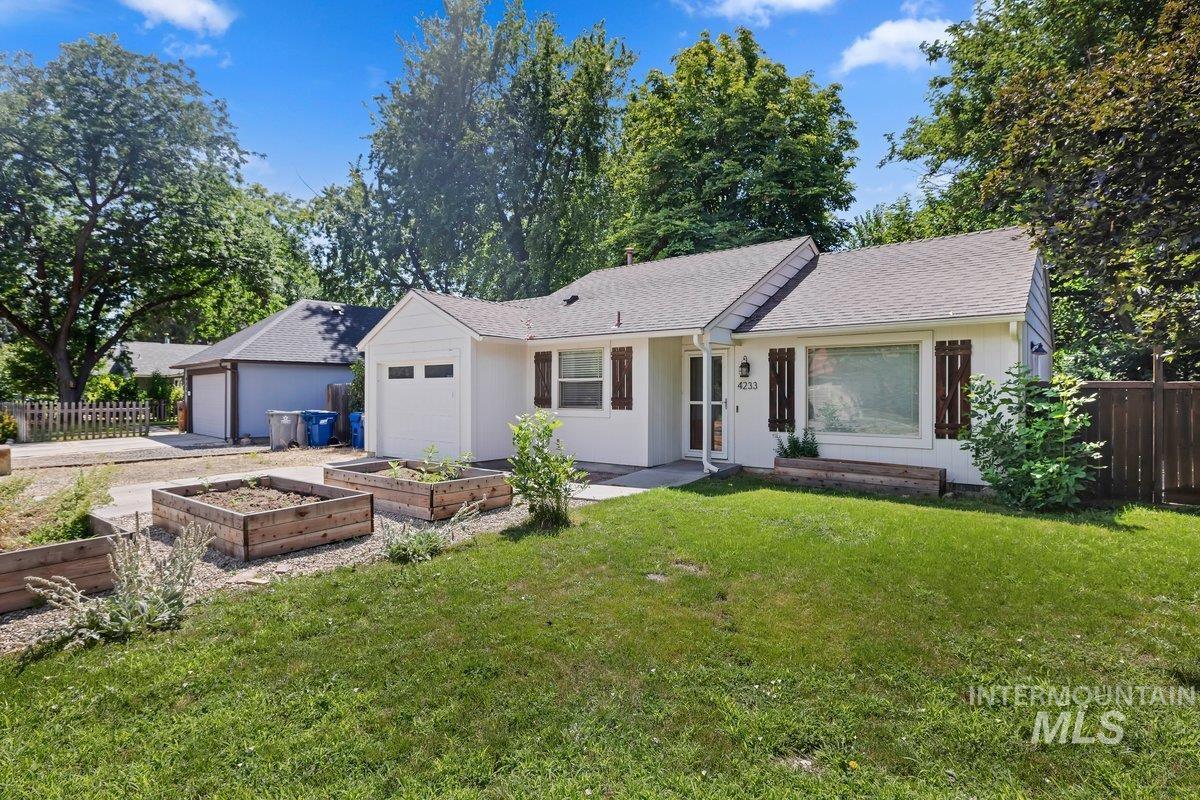 4233 N Tredwell Place, Boise ID 83703