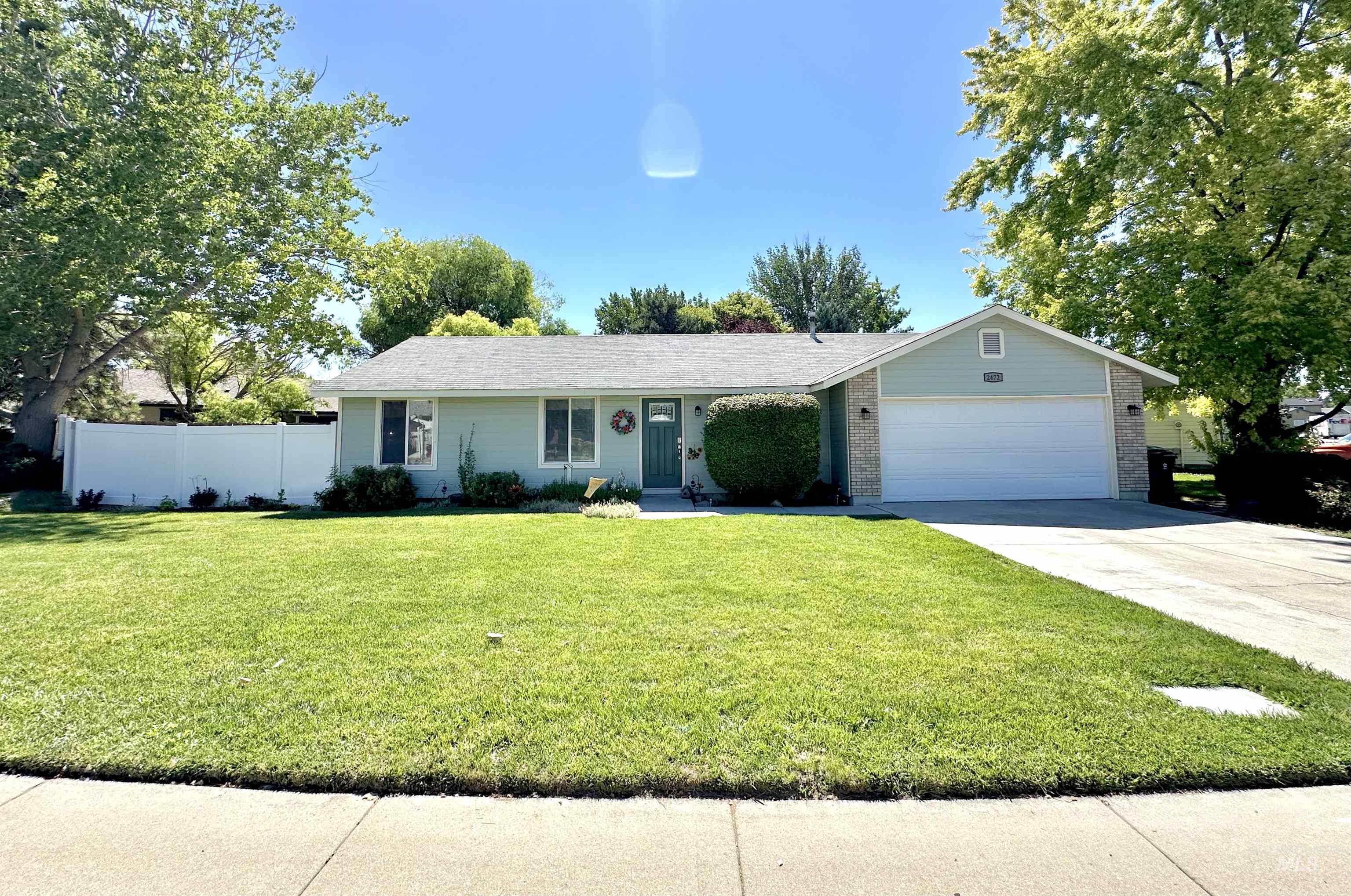 2472 N Maxie Way, Meridian ID 83646