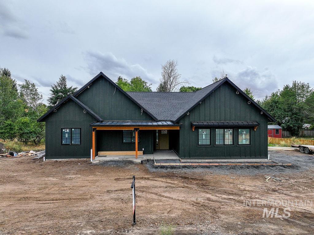 1062 N Mountain View, Moscow ID 83843