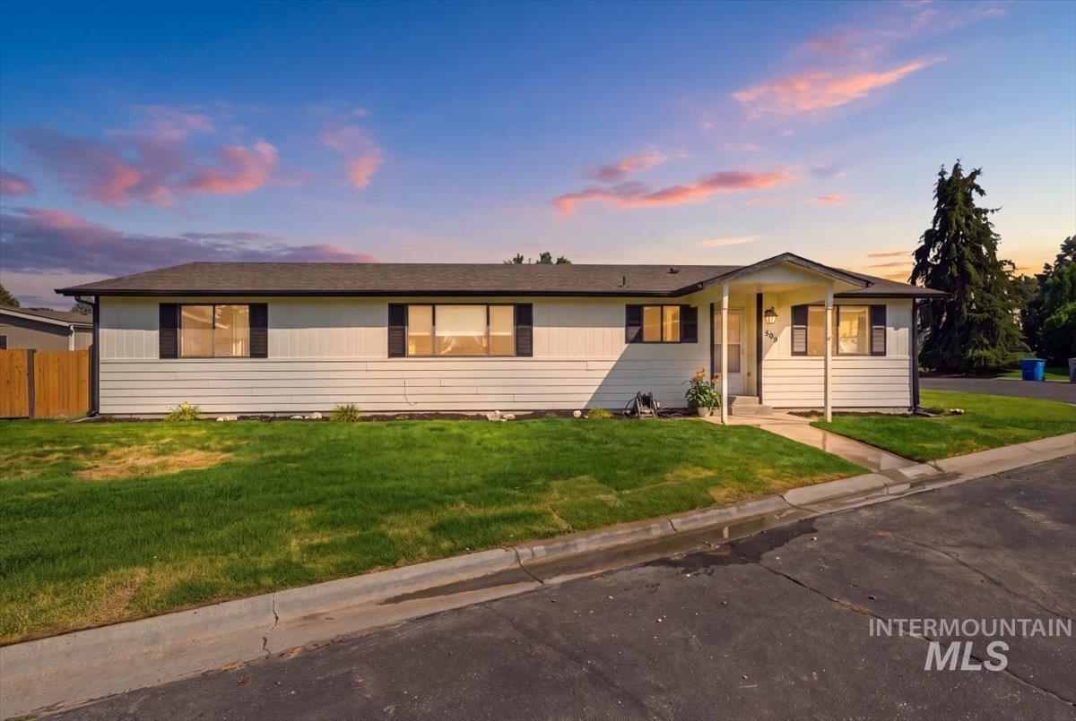 590 S Malaga Ln, Boise ID 83709